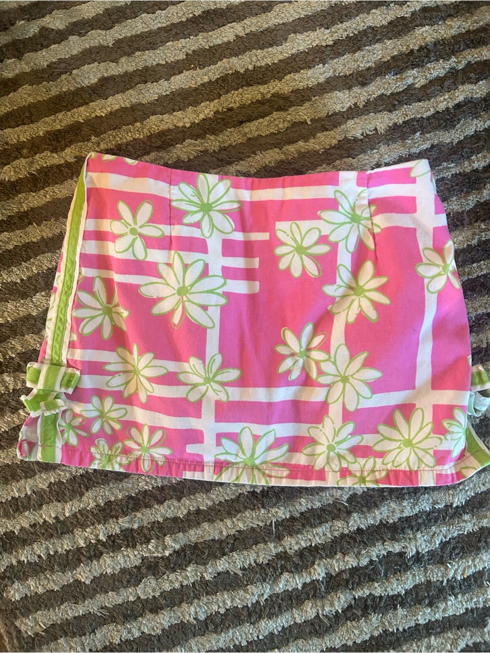 Lilly Pulitzer vintage Pink Floral Skort with Green Accents